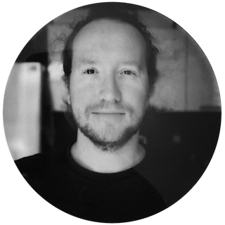 Mateusz Jaźwiecki, twórca BotPomocnika